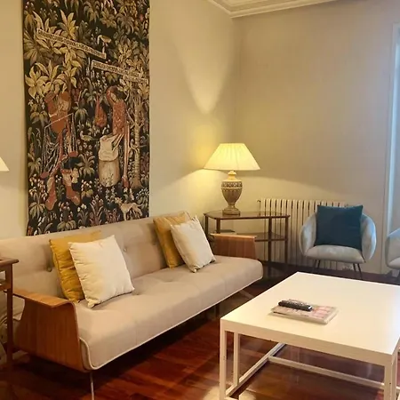 Excepcional Piso Con Vistas Al Rio, Centro Donosti